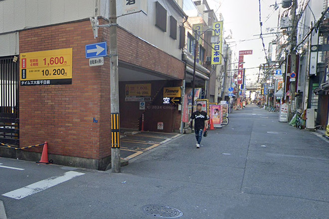 タイムズ千日前［4台］